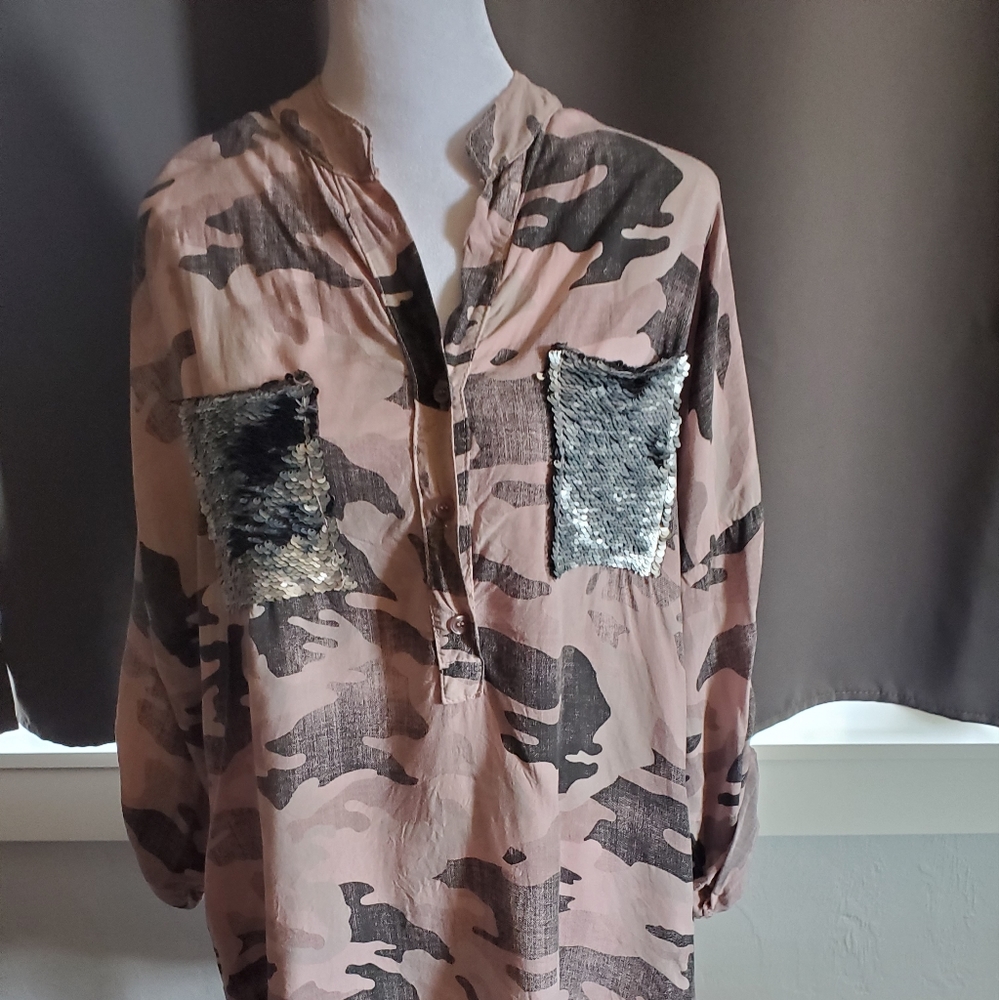 Red wine pink and grey camouflage viscof shirt with sequin pockets.